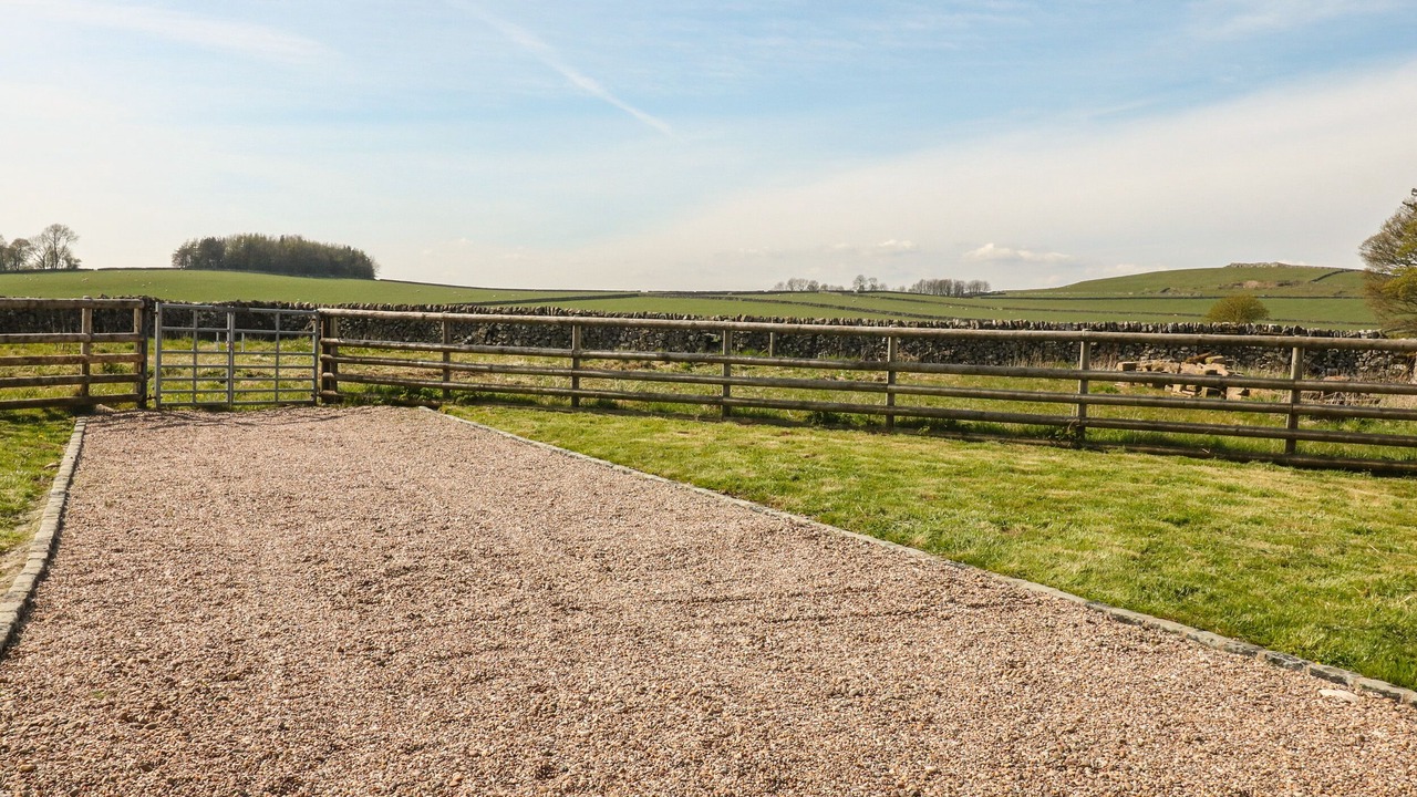 Photo of Others in Alstonfield