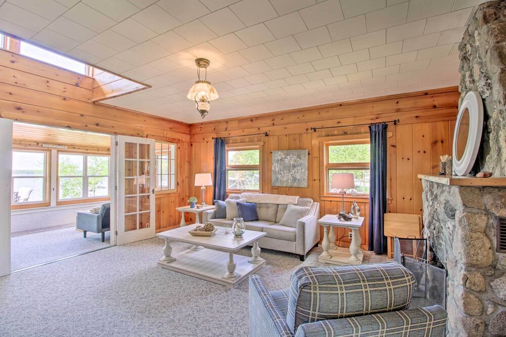 Photo of Livingroom in East Gull Lake