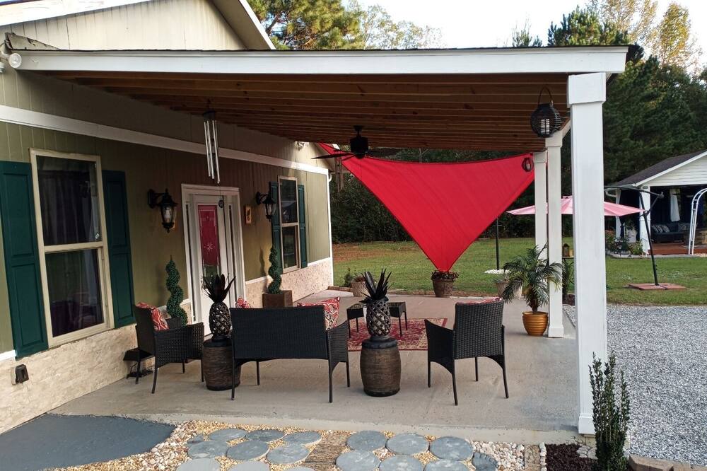 Photo of Patio Balcony in Hampton