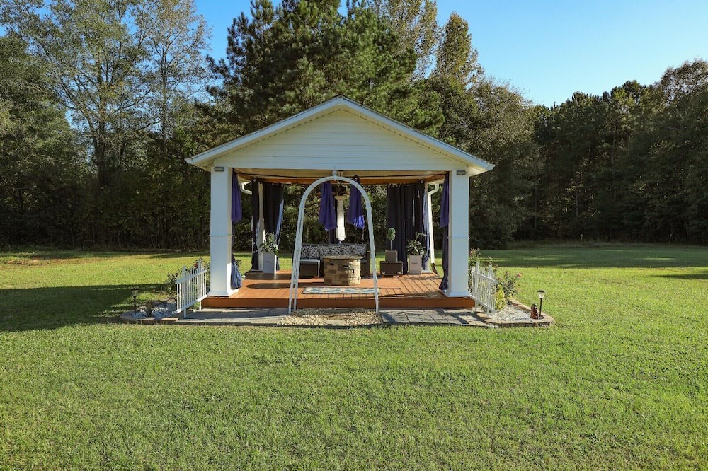 Photo of Outdoor in Hampton