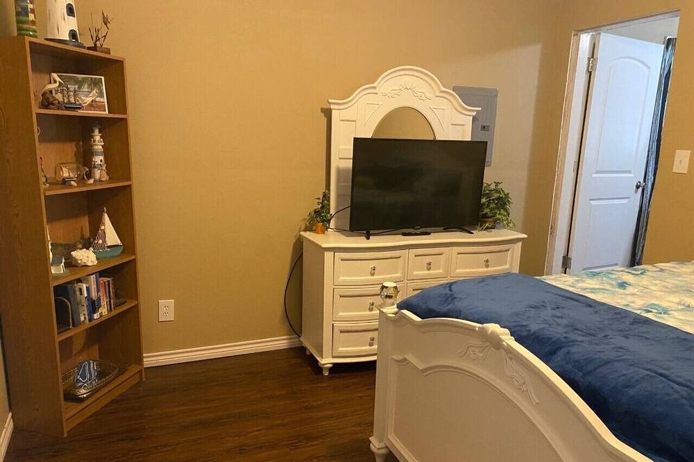 Photo of Bedroom in Palacios