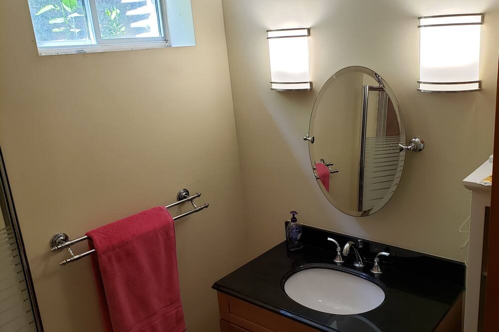 Photo of Bathroom in Hamilton