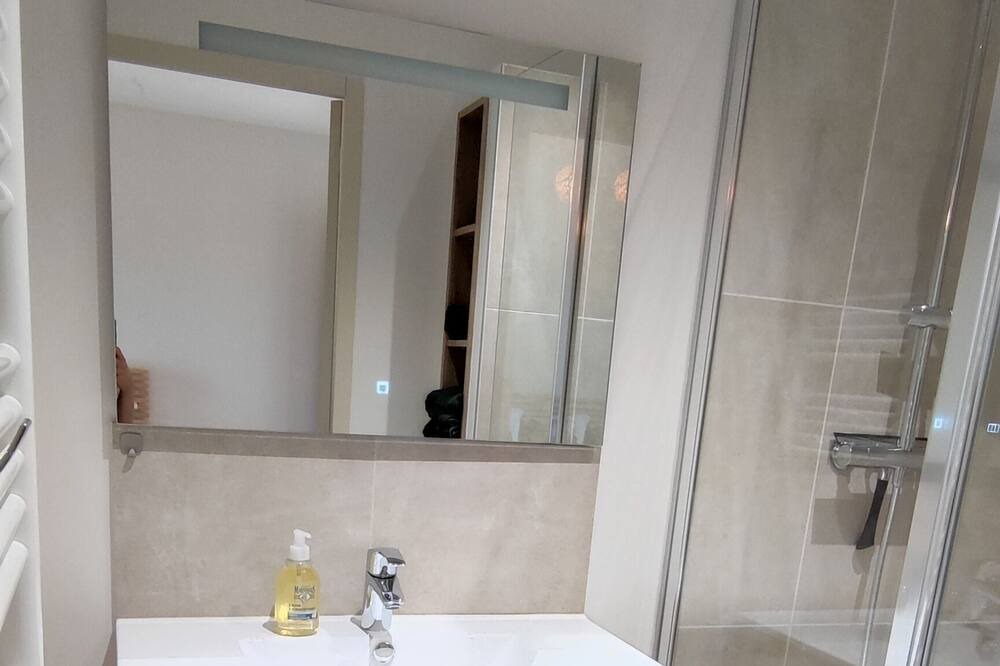 Photo of Bathroom in Vaison-la-Romaine