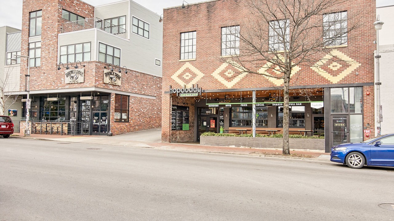 Photo of Outdoor in Hillsboro West End
