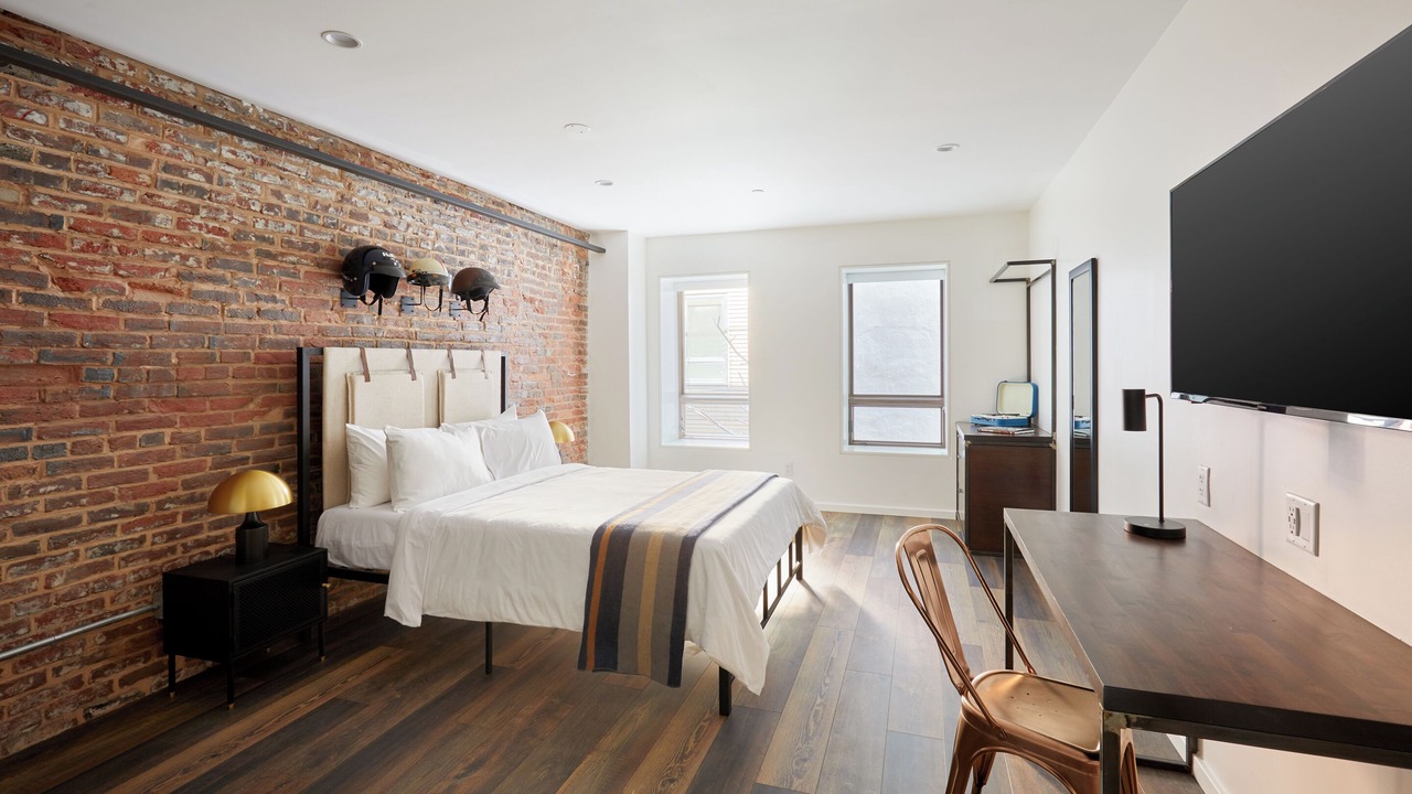 Photo of Others in Queen Village