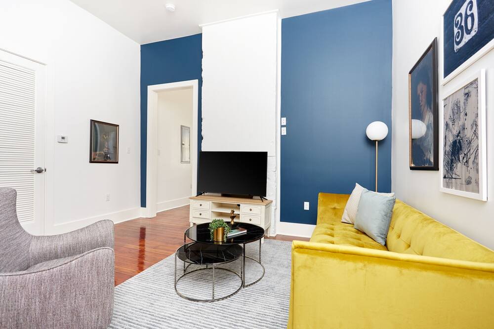 Photo of Livingroom in Faubourg Delachaise