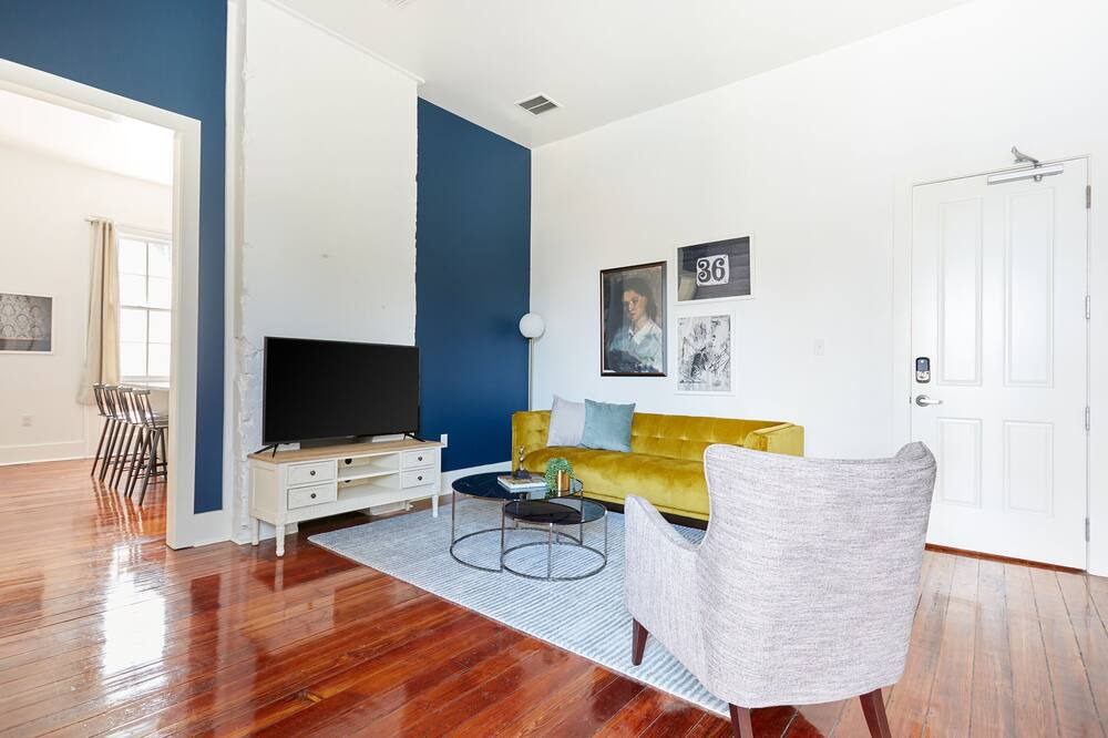 Photo of Livingroom in Faubourg Delachaise