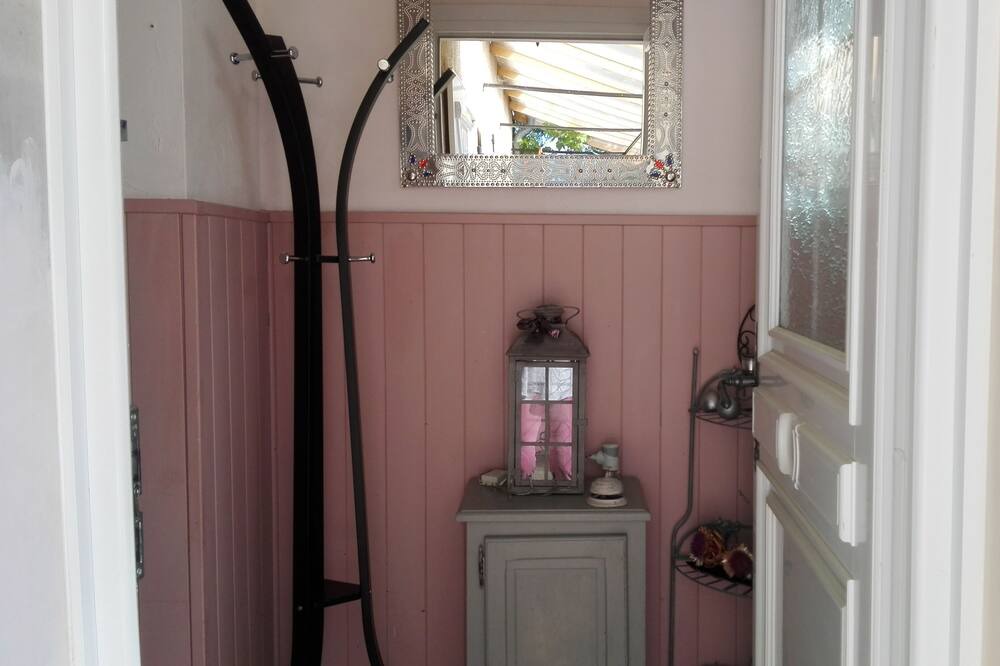 Photo of Bedroom in Chateauredon