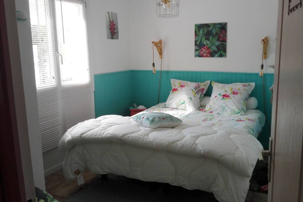 Photo of Bedroom in Chateauredon