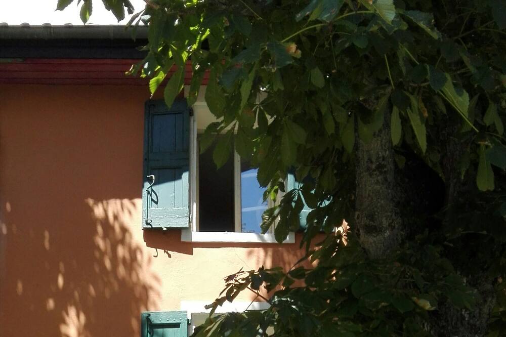 Photo of Outdoor in Chateauredon