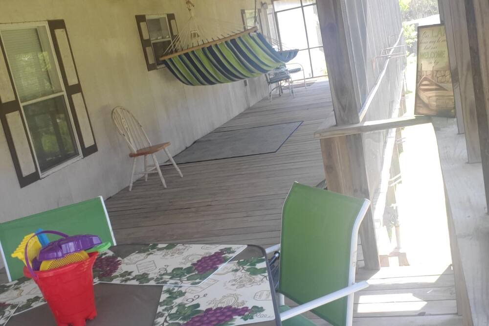 Photo of Bedroom in Checotah