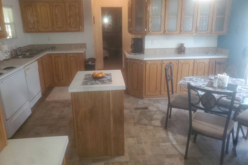 Photo of Kitchen in Checotah