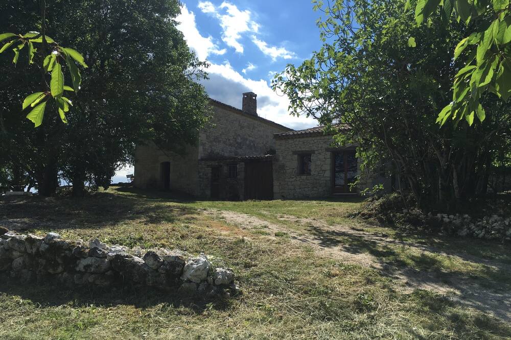 Photo of Outdoor in Montaigu-de-Quercy