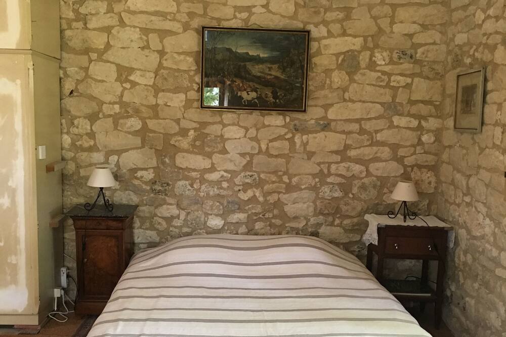 Photo of Bedroom in Montaigu-de-Quercy