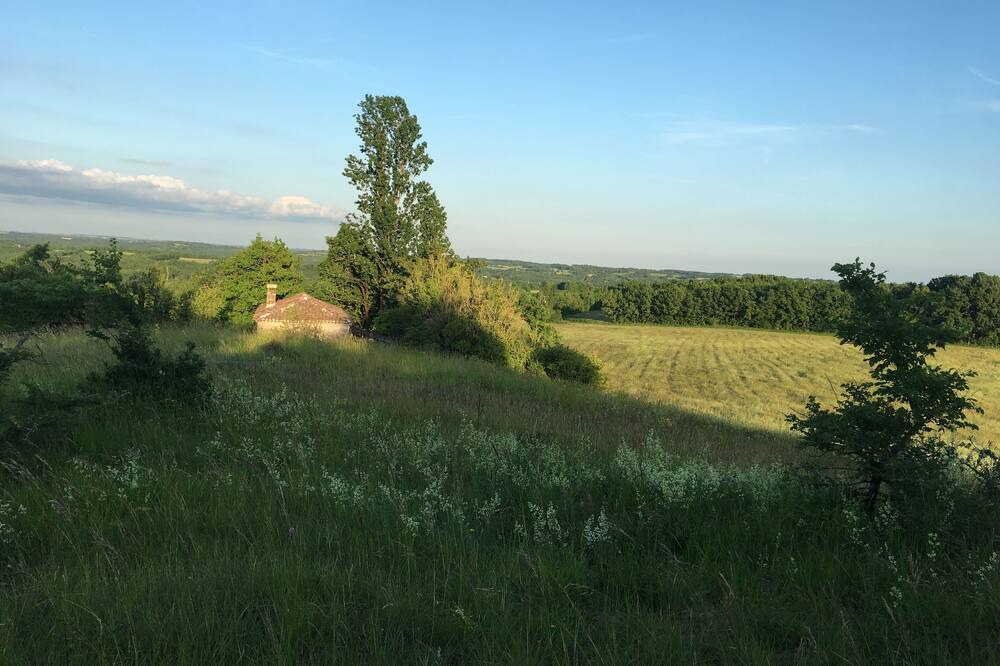 Photo of Outdoor in Montaigu-de-Quercy