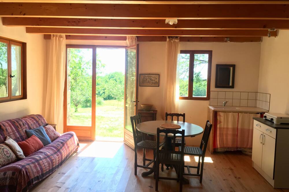 Photo of Livingroom in Montaigu-de-Quercy
