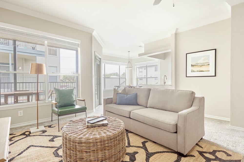 Photo of Livingroom in Medical Center District