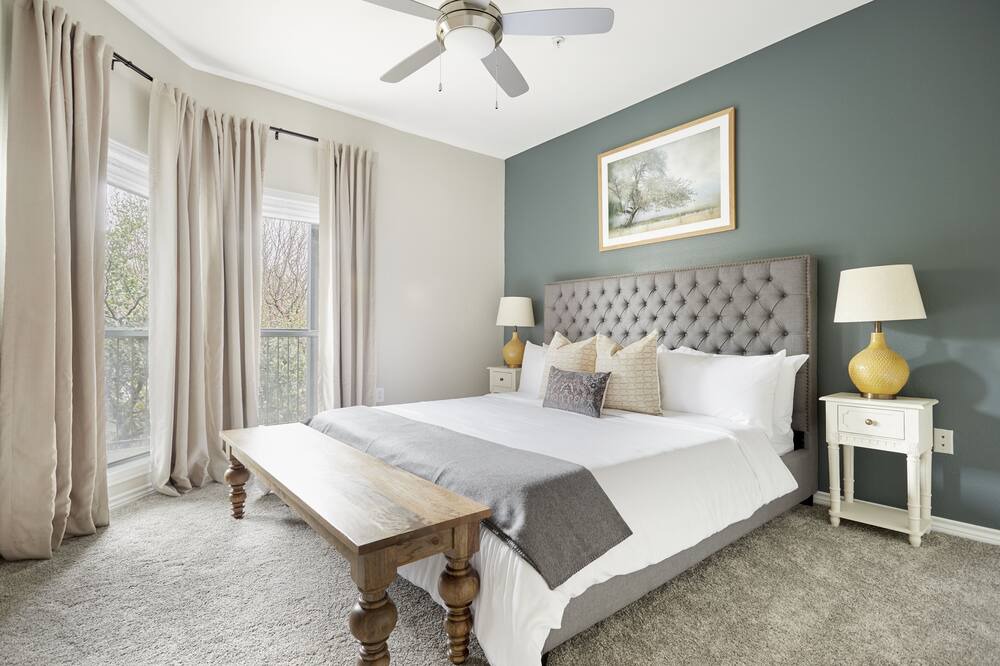 Photo of Bedroom in Medical Center District