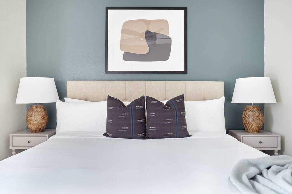 Photo of Bedroom in Medical Center District
