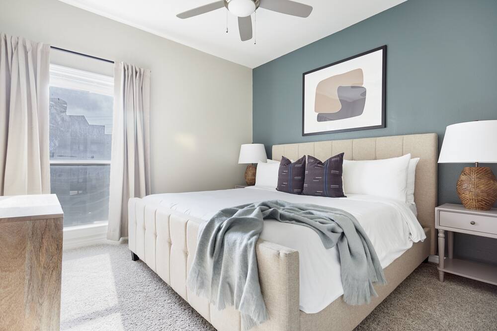 Photo of Bedroom in Medical Center District