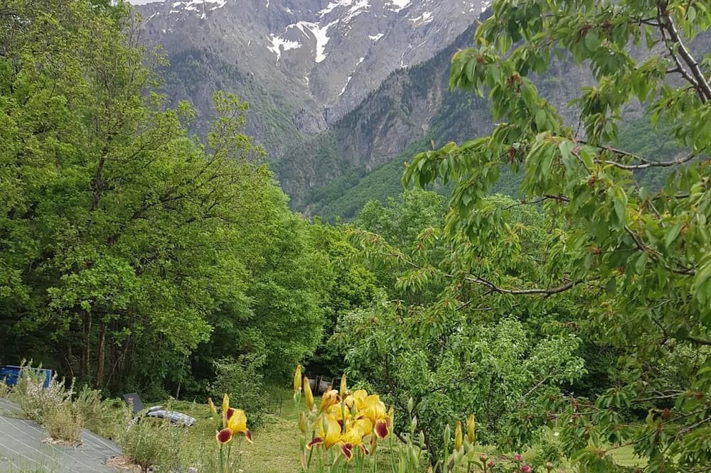 Photo of Outdoor in Saint-Firmin