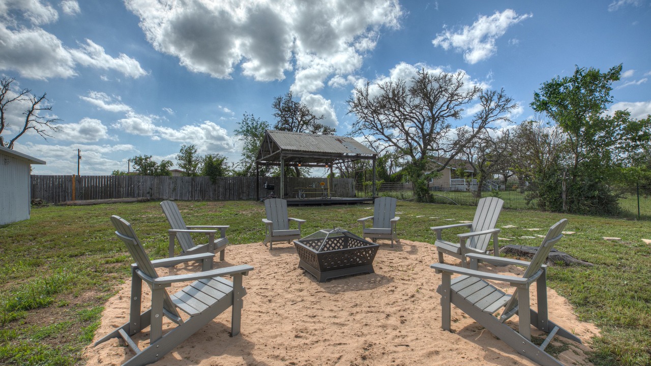 Photo of Outdoor in Harper