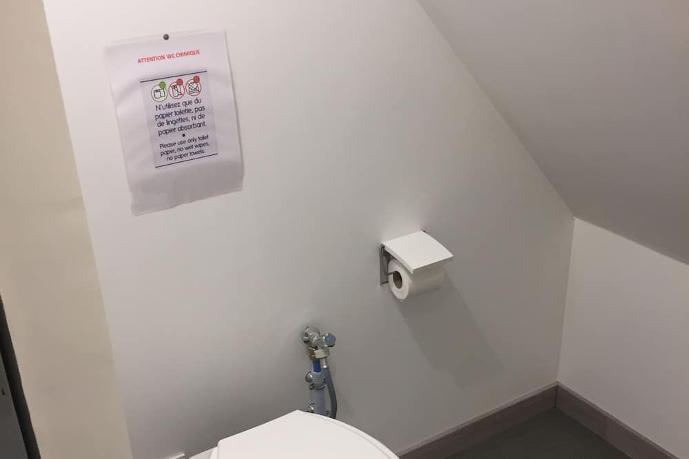 Photo of Bathroom in Bourgueil