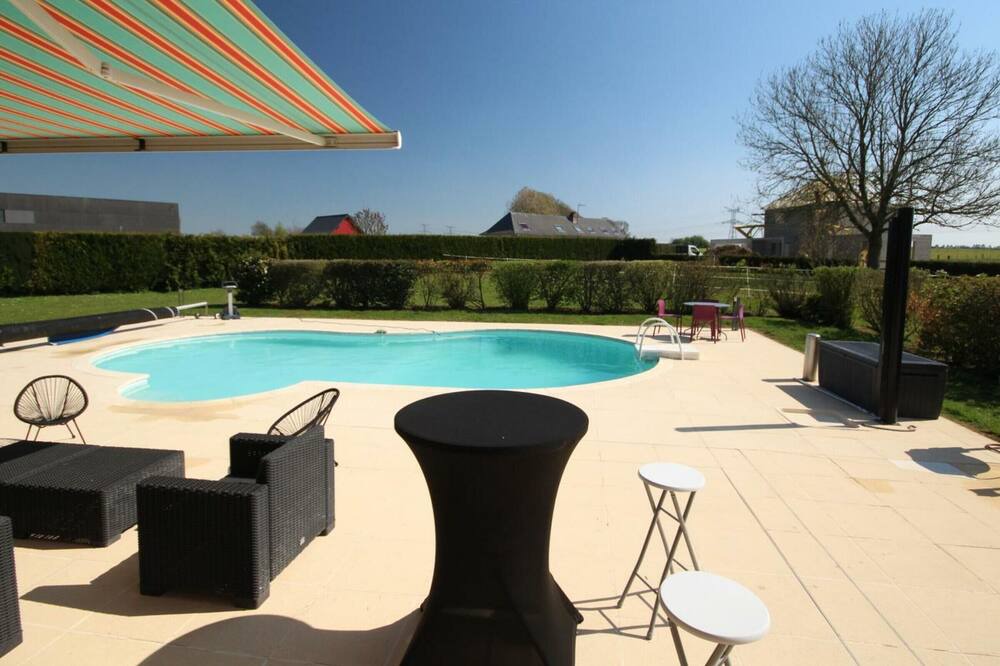 Photo of Outdoor in Claville-Motteville