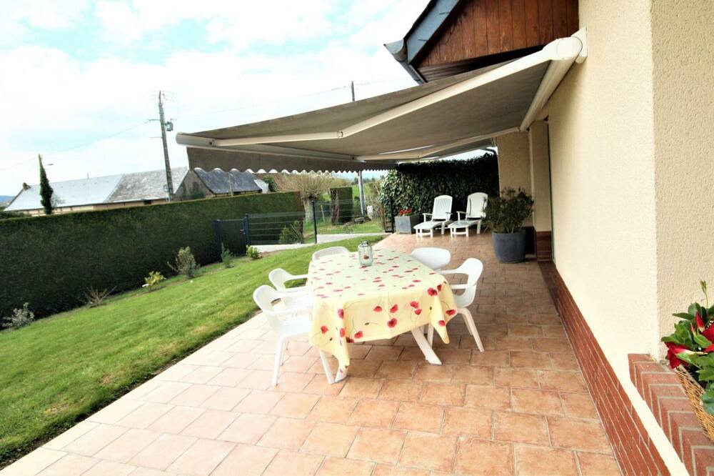 Photo of Patio Balcony in Mesnieres-en-Bray