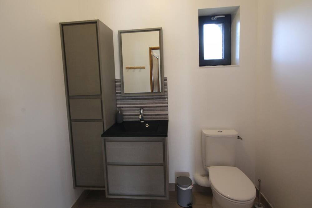 Photo of Bathroom in Bosc-Roger-sur-Buchy