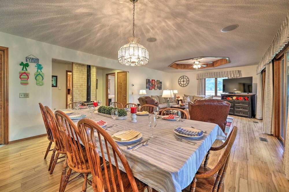 Photo of Bedroom in Rogers