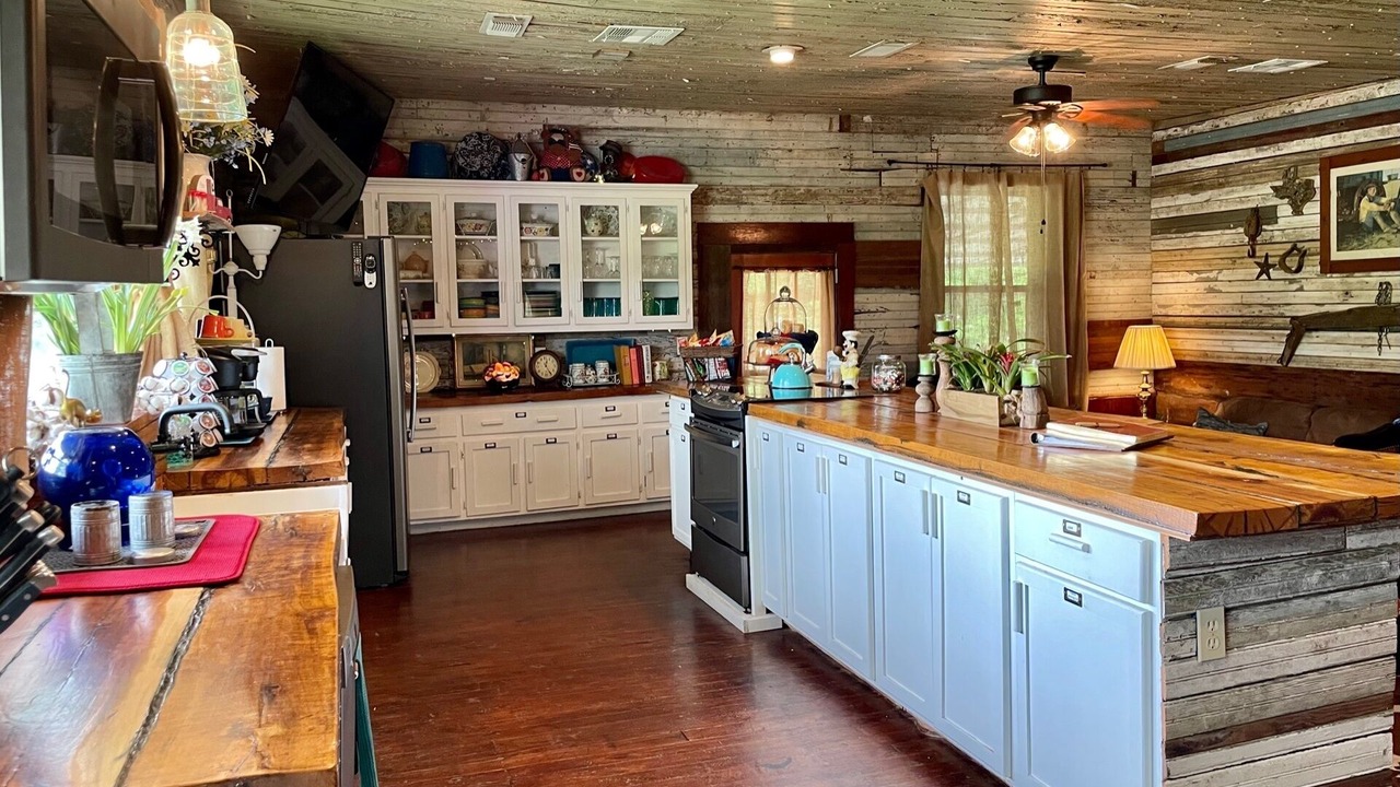 Photo of Kitchen in Mart