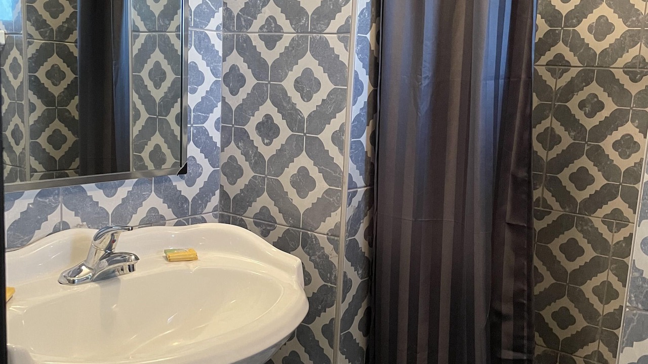 Photo of Bathroom in Garden City