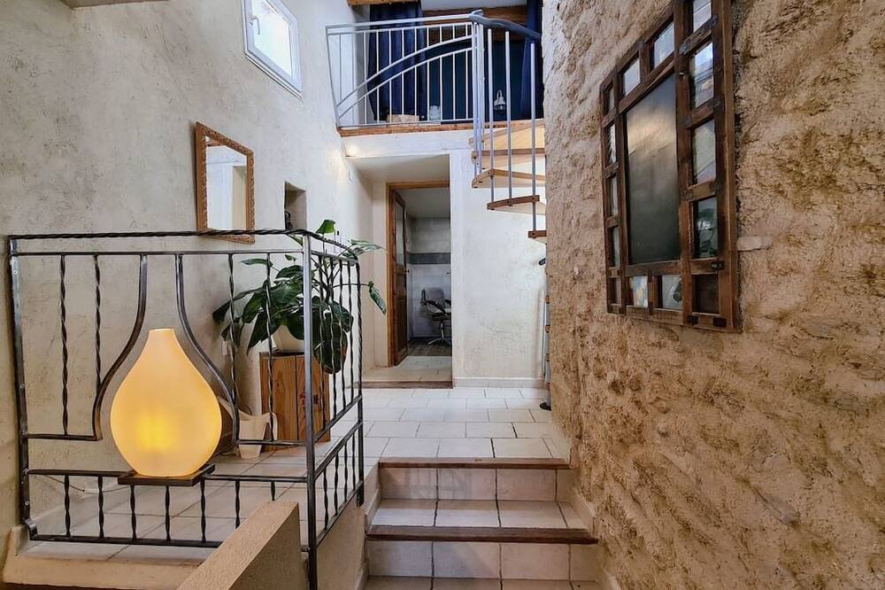 Photo of Others in Chateauneuf-du-Pape