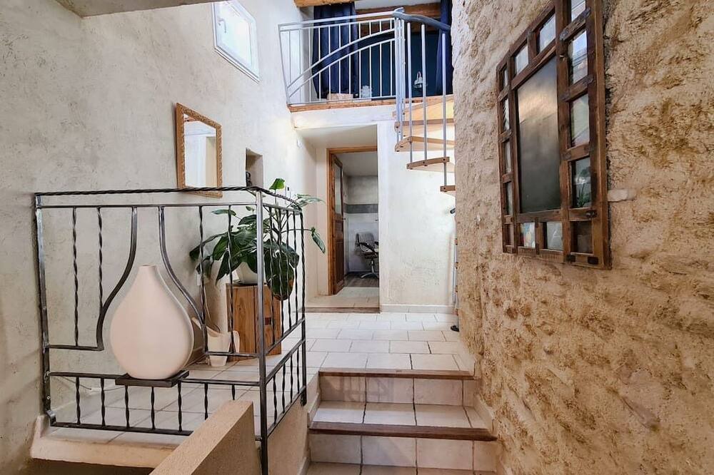 Photo of Others in Chateauneuf-du-Pape