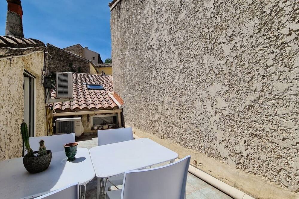 Photo of Patio Balcony in Chateauneuf-du-Pape