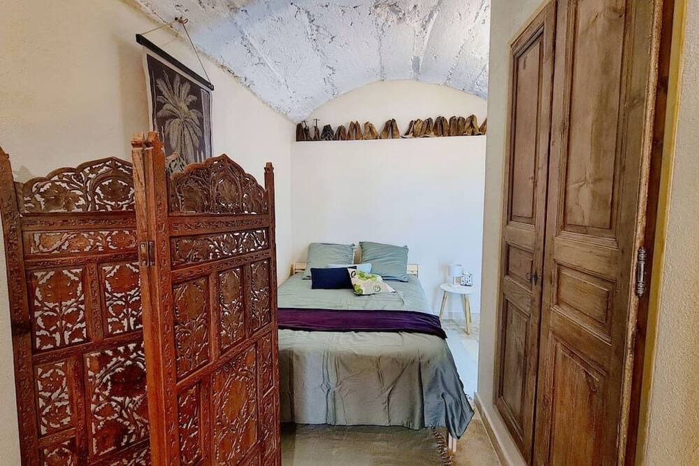 Photo of Bedroom in Chateauneuf-du-Pape