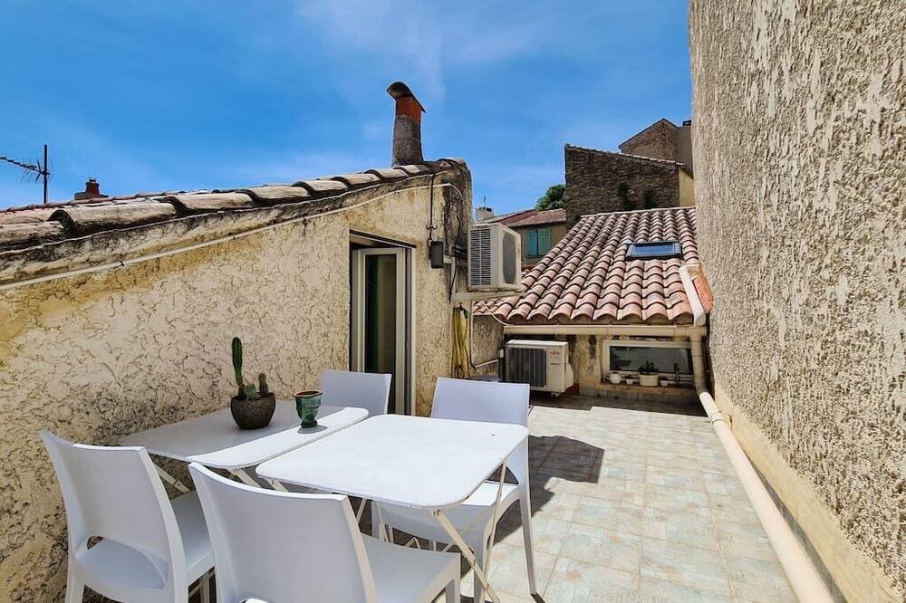 Photo of Patio Balcony in Chateauneuf-du-Pape