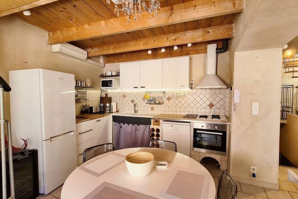 Photo of Kitchen in Chateauneuf-du-Pape