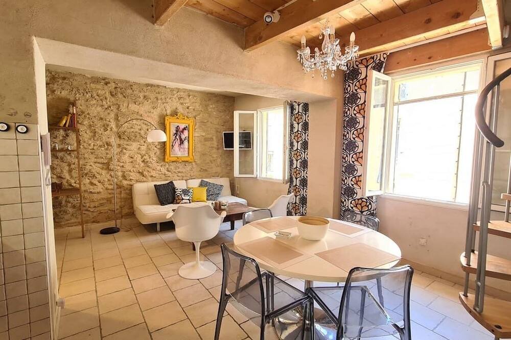 Photo of Others in Chateauneuf-du-Pape