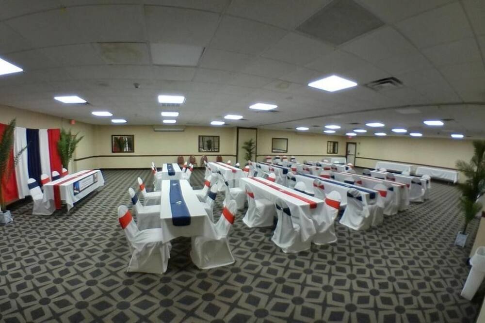 Photo of Others in Perry