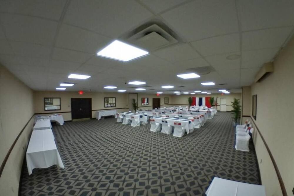 Photo of Bedroom in Perry