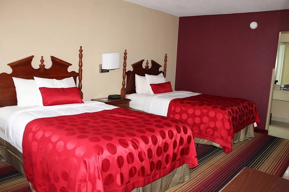 Photo of Others in Perry