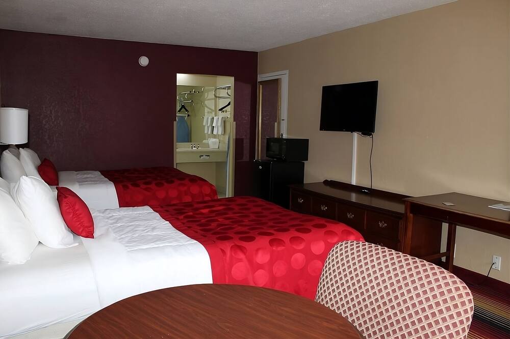 Photo of Others in Perry