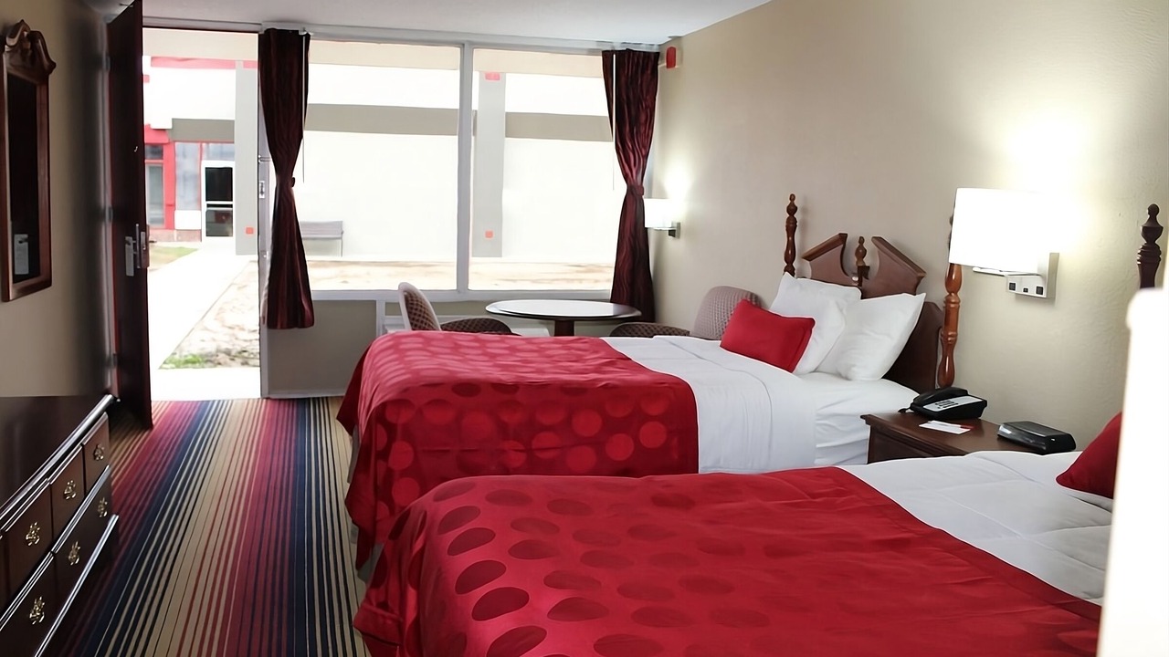 Photo of Others in Perry