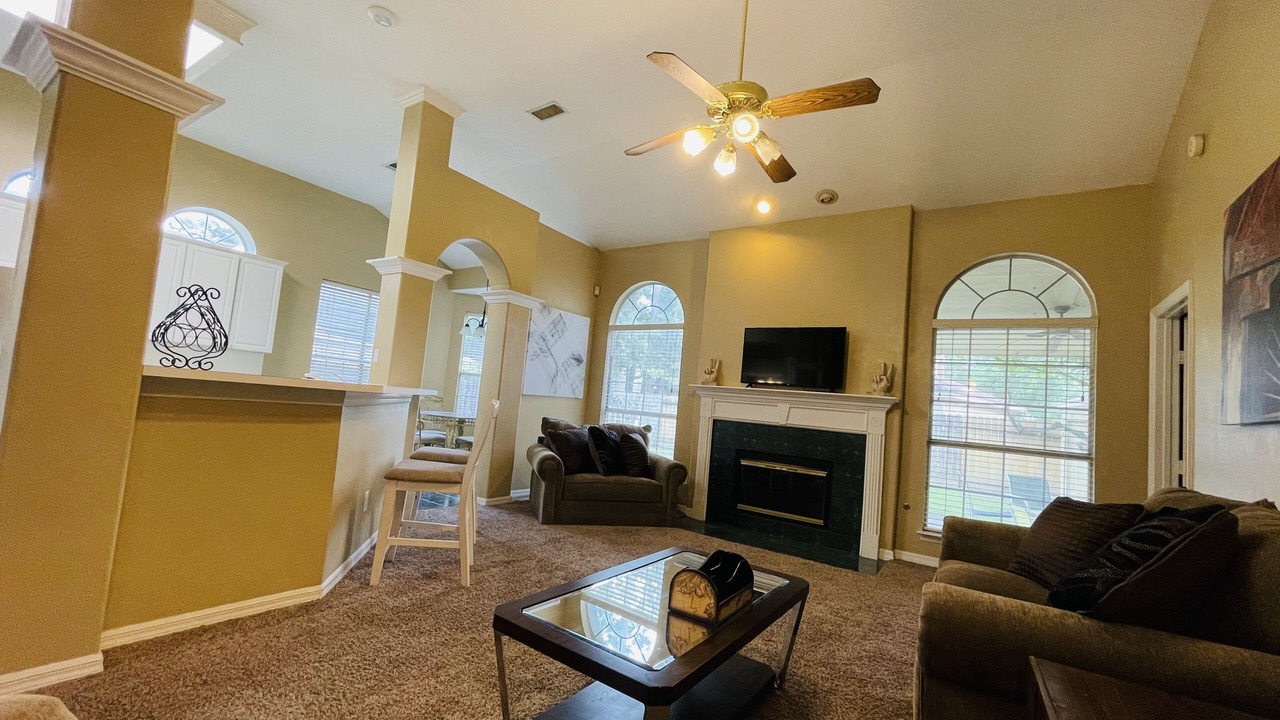 Photo of Livingroom in Kingwood