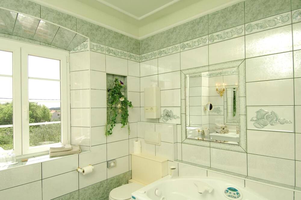Photo of Bathroom in Cilipi