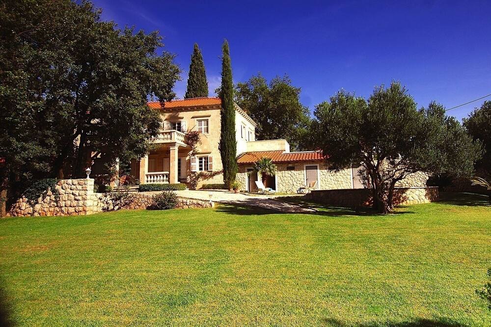 Photo of Outdoor in Cilipi