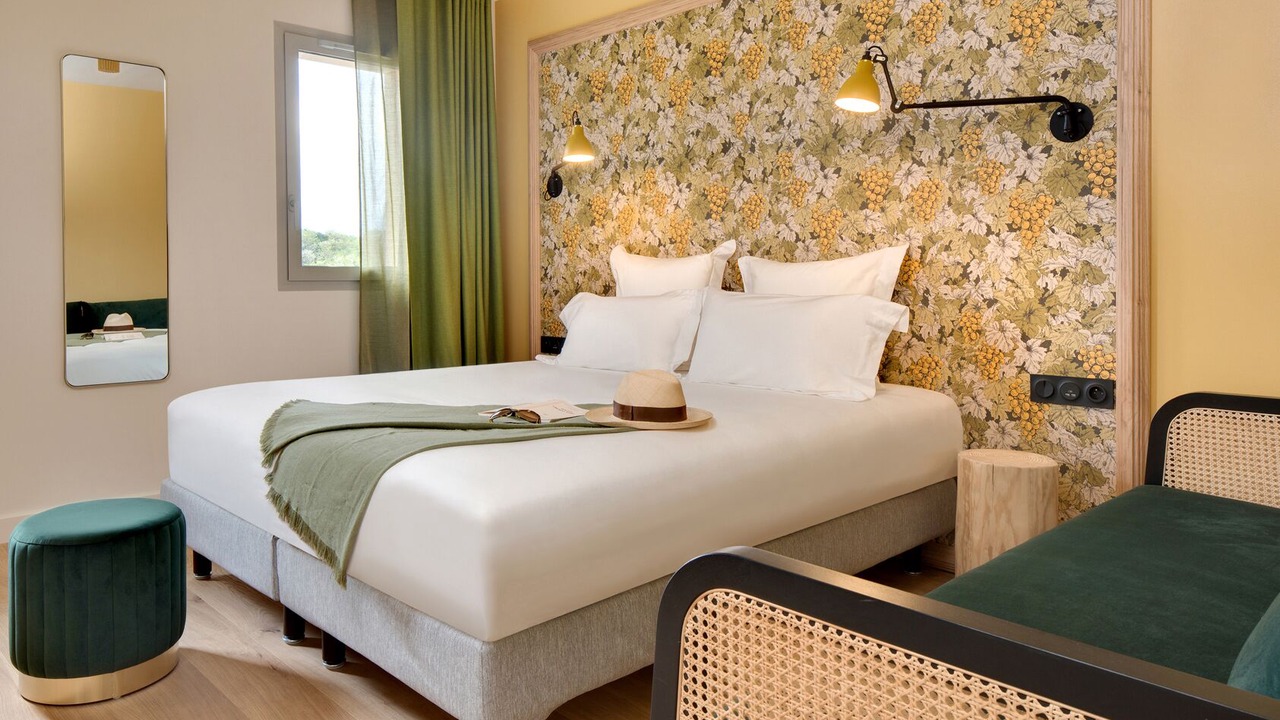 Photo of Bedroom in Arveyres