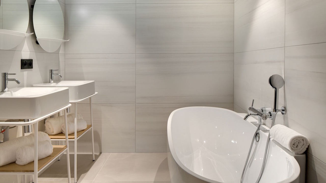 Photo of Bathroom in Arveyres